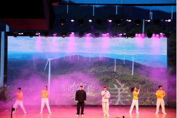 E52C4BB2F92B002DABC11724A24_BF5617E1_5137D