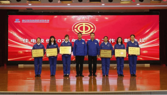 727F92FEF5BE333A2E11B0BF797_568A9FE6_13AC3